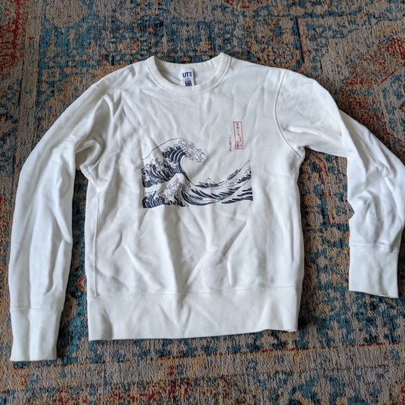 Uniqlo sweatshirt - Picture 1 of 3